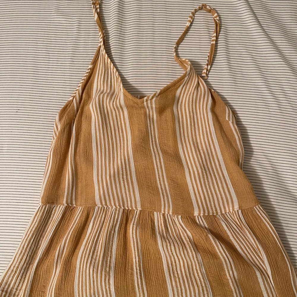 American Eagle flowy tank top - size small, like new